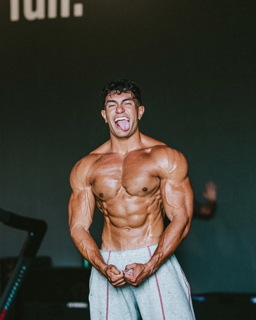 Alejandro in the gym